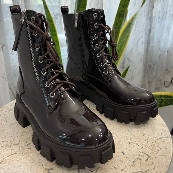 Azalea Wang Shoes - ❤️ Azalea Wang boots are gorgeous! Dark brown, high shine combat boots, size 8